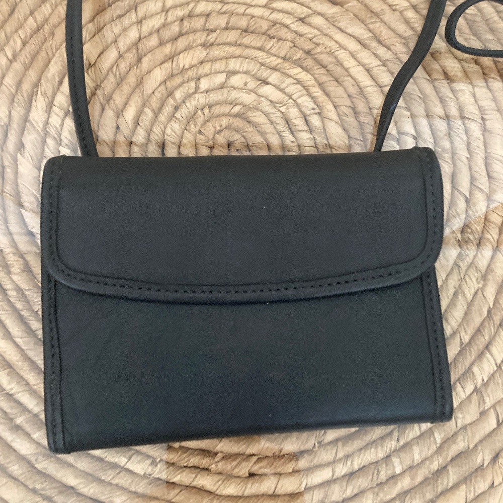 Coach leather wallet on a string Black